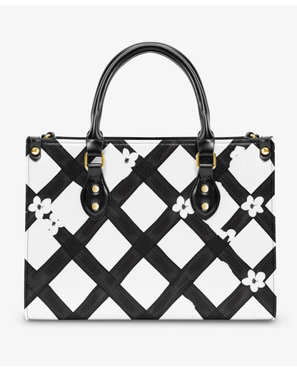 Monochrome Melody - PIECERA